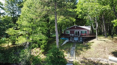 A true Northwoods gem, located on 90' of Beautiful, sandy - photo 15