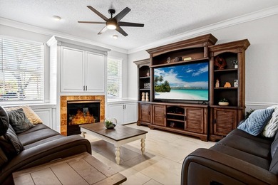Looking for space for everyone & every thing? This fully - photo 15