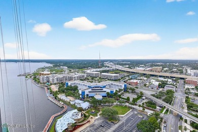 Luxury Riverfront Condominium with Stunning Views & High-End - photo 23