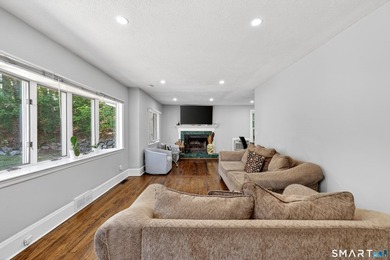 Charming and well-maintained 2-bedroom, 1-bath Cape situated on - photo 8