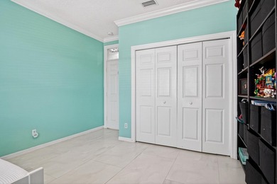 Looking for space for everyone & every thing? This fully - photo 31