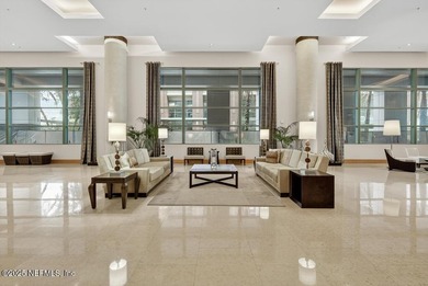 Luxury Riverfront Condominium with Stunning Views & High-End - photo 33