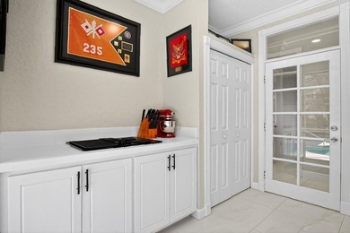 Looking for space for everyone & every thing? This fully - photo 38