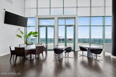 Luxury Riverfront Condominium with Stunning Views & High-End - photo 55