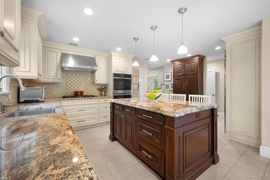 Wonderful Center Hall Colonial Located In The Desirable - photo 11