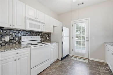 Tucked away on Wilmington Island, this two-bedroom, two-bathroom - photo 14