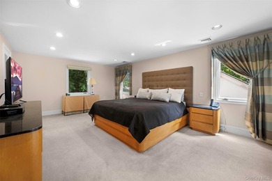 Wonderful Center Hall Colonial Located In The Desirable - photo 19