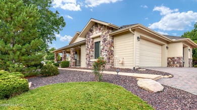 Welcome to 863 Northridge in the gated Estates neighborhood of - photo 2