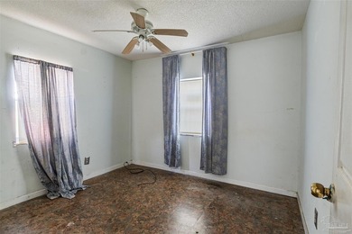 Investor special with upside potential in the heart of - photo 6