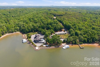Welcome to a landmark Lake Wylie waterfront estate offering an - photo 1