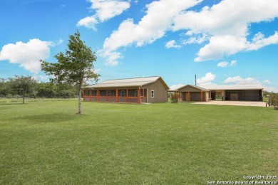 (private lake, pond, creek) Home For Sale in Cuero Texas