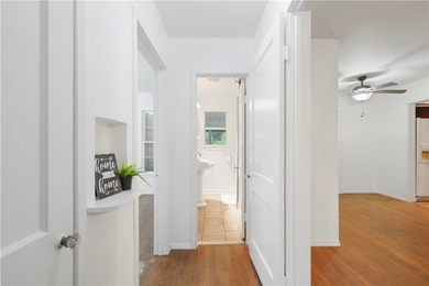Welcome to 1821 Hawthorne, a solid home with classic character - photo 11
