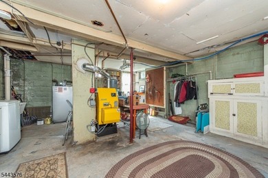 Welcome home to this delightful 3 Bedroom 1 Bath storybook - photo 15