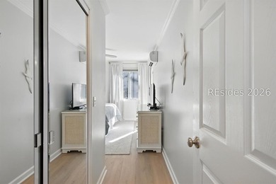 Rarely available oceanfront residence in the coveted Beachwood - photo 17