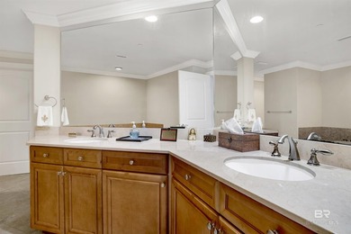 Nestled along Ole River in Orange Beach, Vista Bella offers a - photo 33