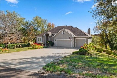 Welcome to this OUTDOOR LOVERS property-outside of city limits! - photo 4