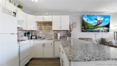 SUPER CUTE 1 Bed / 1 Bath Updated condo is ready for your SUMMER - photo 2