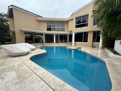 Step into a world of unparalleled luxury and refined elegance - photo 1