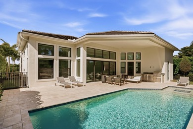 Exceptionally upgraded Callahan model in prestigious Royal Palm - photo 21