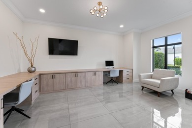 Exceptionally upgraded Callahan model in prestigious Royal Palm - photo 29