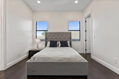 Exceptionally upgraded Callahan model in prestigious Royal Palm - photo 35