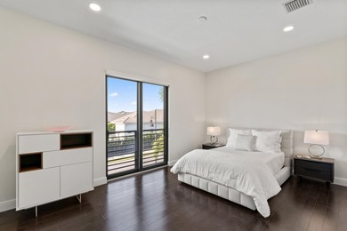 Exceptionally upgraded Callahan model in prestigious Royal Palm - photo 42