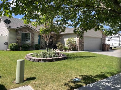 Looking for a home that works as hard as you do? This spacious - photo 3