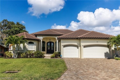 Cape Coral Lakes and Canals Home For Sale in Cape Coral Florida