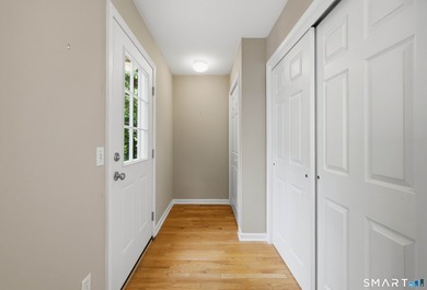 Welcome to 20 Pequot Court! These original owners have - photo 12