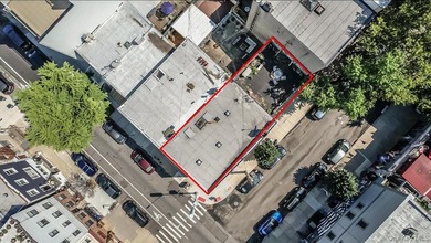 An exceptional Williamsburg corner property brimming with - photo 2