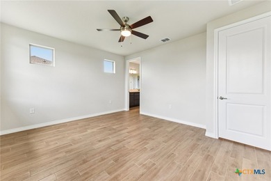 Nelson plan with upgraded SHORE flooring, quartz countertops, 8' - photo 14