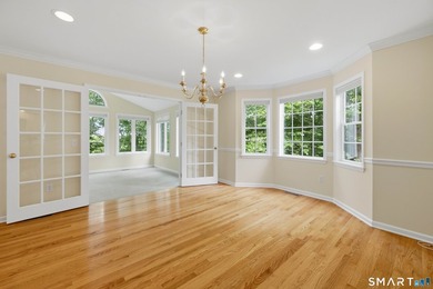 Welcome to 20 Pequot Court! These original owners have - photo 15