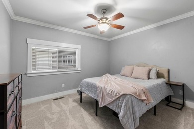 Beautiful 3 Bedroom, 2 Bathroom Craftsman-style home - photo 15