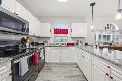 Beautiful 2-bedroom, 2-bath villa located in the desirable golf - photo 16