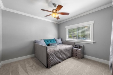 Beautiful 3 Bedroom, 2 Bathroom Craftsman-style home - photo 17