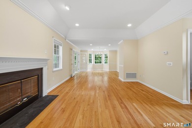Welcome to 20 Pequot Court! These original owners have - photo 18