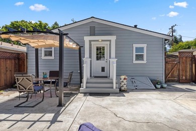 Beautiful 3 Bedroom, 2 Bathroom Craftsman-style home - photo 18