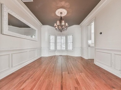 Fantastic opportunity in BridgeMill Golf & Country Club! One of - photo 18