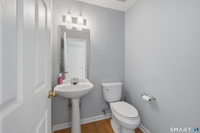 Welcome to 20 Pequot Court! These original owners have - photo 19