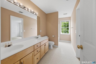 Welcome to 20 Pequot Court! These original owners have - photo 26