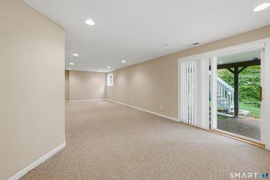 Welcome to 20 Pequot Court! These original owners have - photo 35