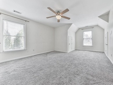 Fantastic opportunity in BridgeMill Golf & Country Club! One of - photo 37