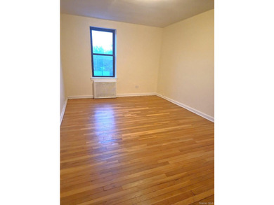Located in the highly desirable neighborhood of Forest Hills - photo 6