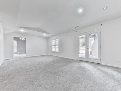 Fantastic opportunity in BridgeMill Golf & Country Club! One of - photo 50