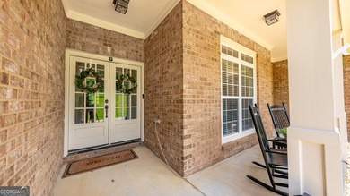 Welcome home to this beautifully maintained all-brick ranch - photo 3