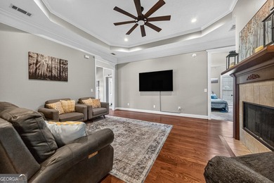 Welcome home to this beautifully maintained all-brick ranch - photo 8