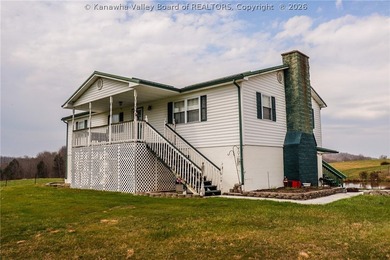 This beautiful 116+/- acre farm features approx. 90+/- acres of - photo 4
