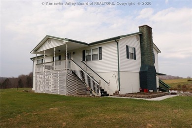 This beautiful 116+/- acre farm features approx. 90+/- acres of - photo 7