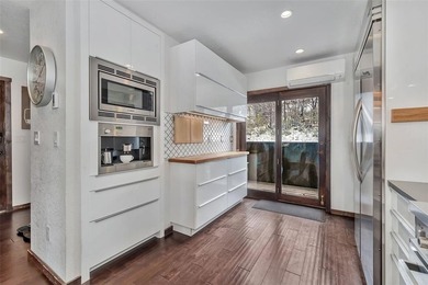 This peaceful, 2,892 SF 4 bedroom, 5 bathroom Columbine Townhome - photo 13