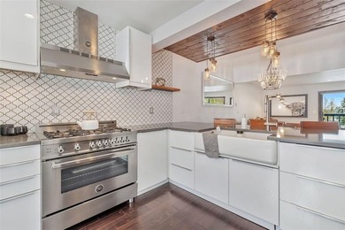 This peaceful, 2,892 SF 4 bedroom, 5 bathroom Columbine Townhome - photo 14